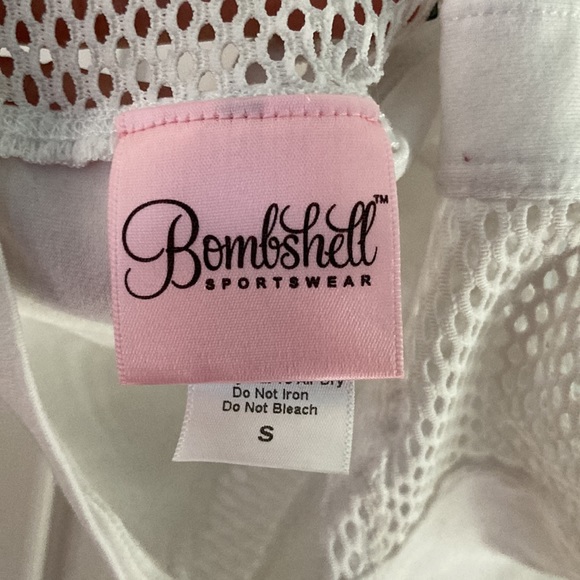 Bombshell sportswear Mesh tank - Picture 4 of 4